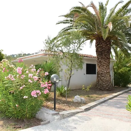 Parco vacanze Pellegrino Village 3*